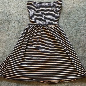 Strapless striped dress